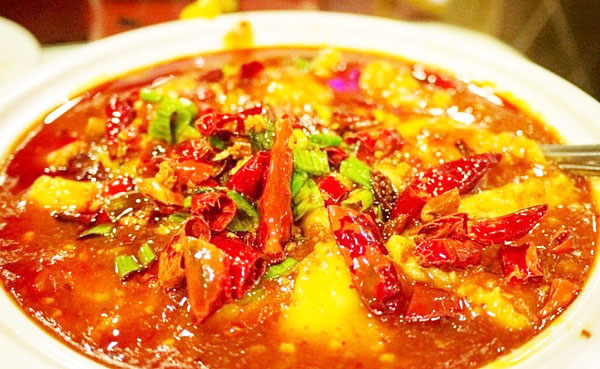 bệnh trĩ nội kiêng ăn gì