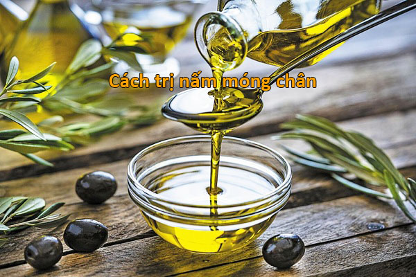 trị nấm móng chân tại nhà