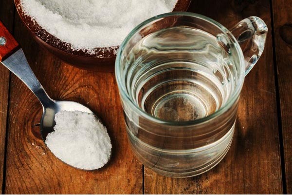 Hướng dẫn trị mụn cóc bằng nước muối